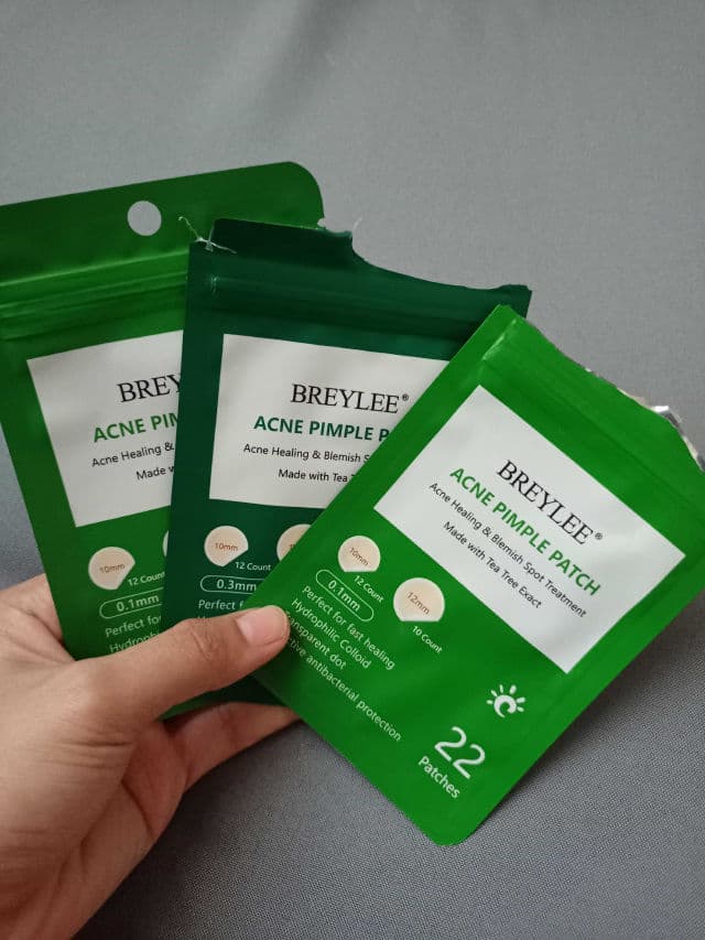 Breylee Acne Pimple Patch for Nighttime review photo by Trishalsisto