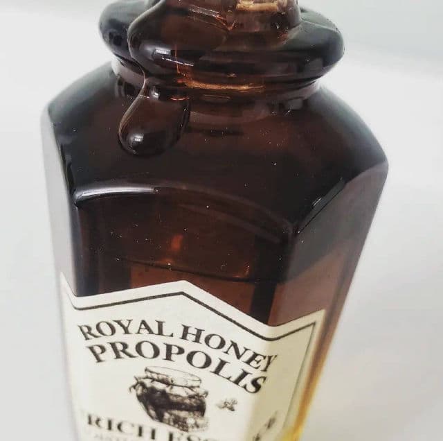 Royal Honey Propolis Enrich Essence product review