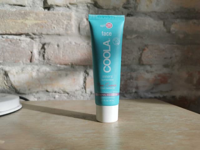 Coola Mineral Sunscreen Rose Essence Tinted Moisturizer SPF 20 review photo by hashiskincare
