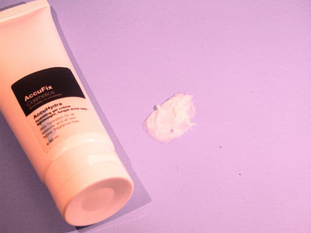 AccuFix Cosmetics AccuHydra Hydrating Gel Crème Moisturiser review photo by skincarewithseher