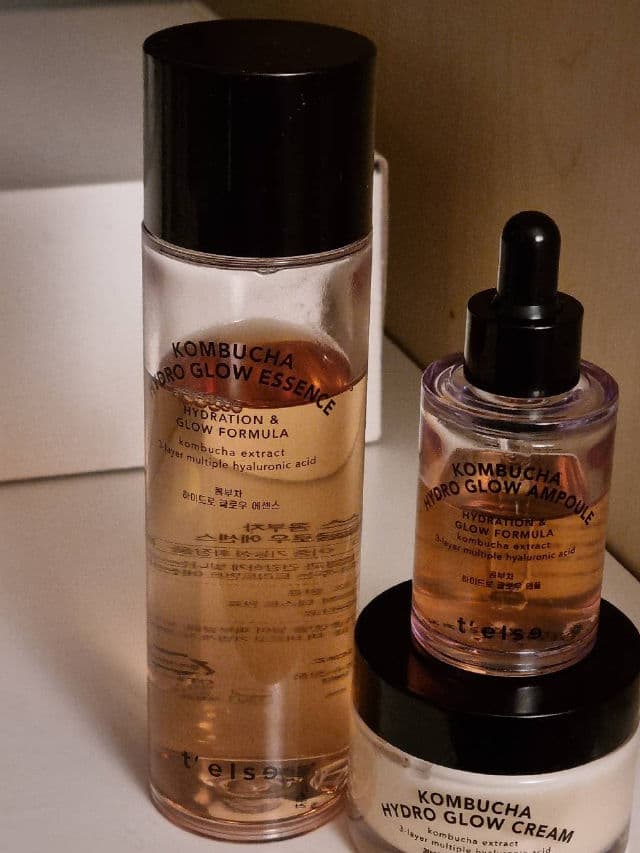 T'else Kombucha Hydro Glow Cream review photo by glowandsunshine