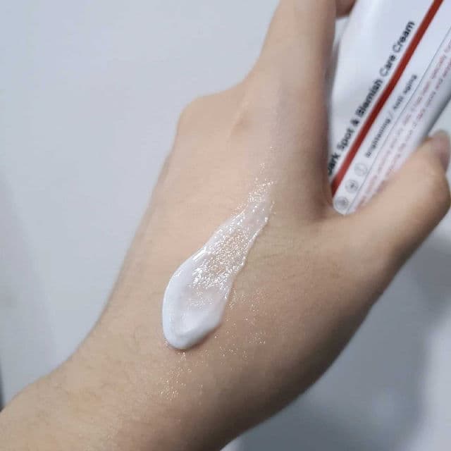 RAVIEL Acerola Dark Spot & Blemish Care Cream review photo by serene1126