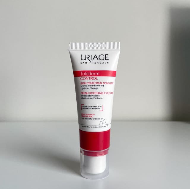 Uriage Tolederm Control - Soin Yeux Frais Apaisant review photo by themoisturemanifesto