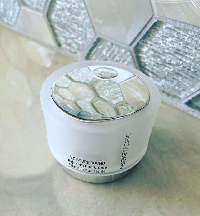 AmorePacific Moisture Bound Rejuvenating Creme review photo by Kbeautyftw