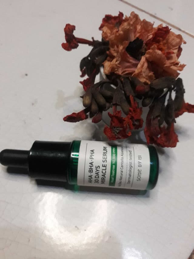 Some By Mi AHA BHA PHA 30 Days Miracle Serum Light review photo by Aina18