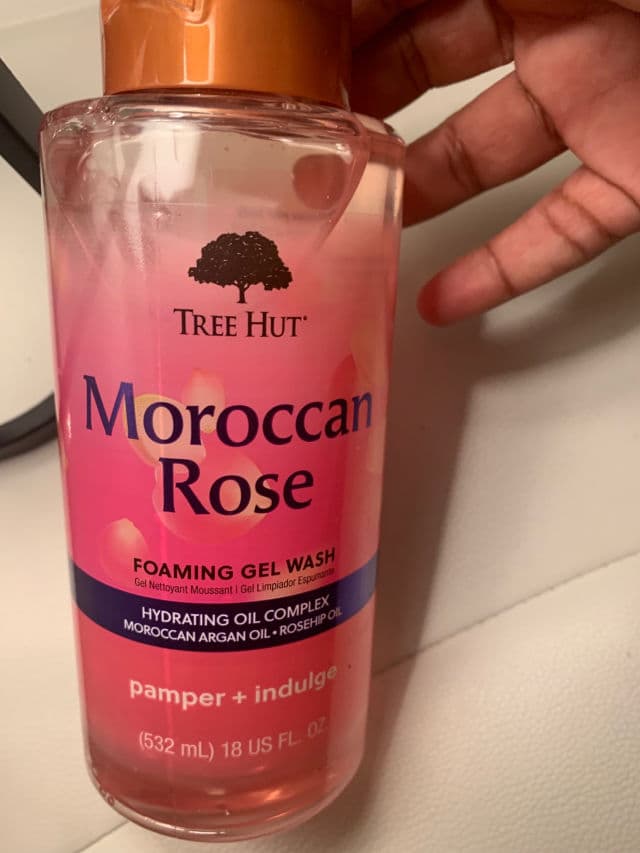 Tree Hut Vitamin C Foaming Gel Wash review photo by gardenofflowers