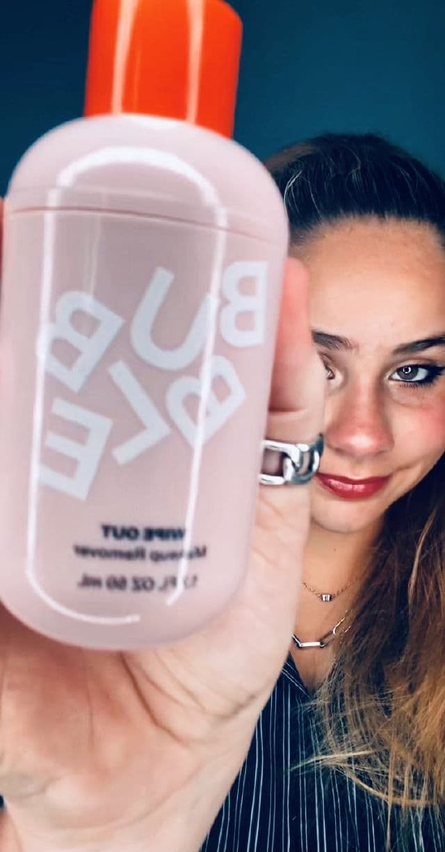 Bubble Wipe Out Makeup Remover review photo by HayGrooves