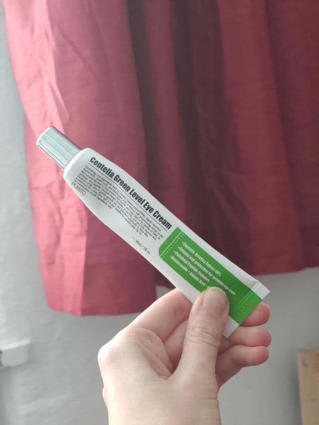 PURITO Centella Green Level Eye Cream review photo by protectorsolarforeve