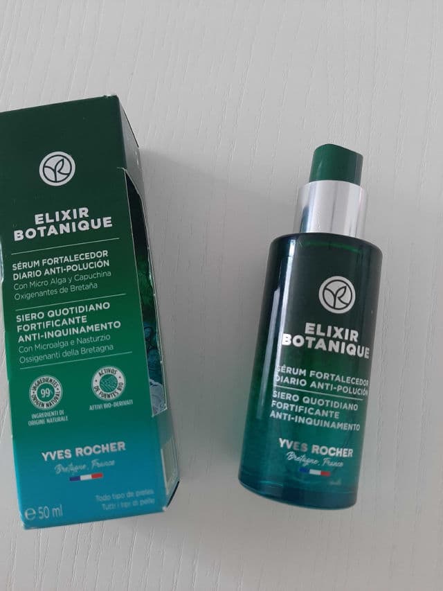 YVES ROCHER Elixir Botanique Fortifying Anti-Pollution Daily Serum review photo by Pickyloli