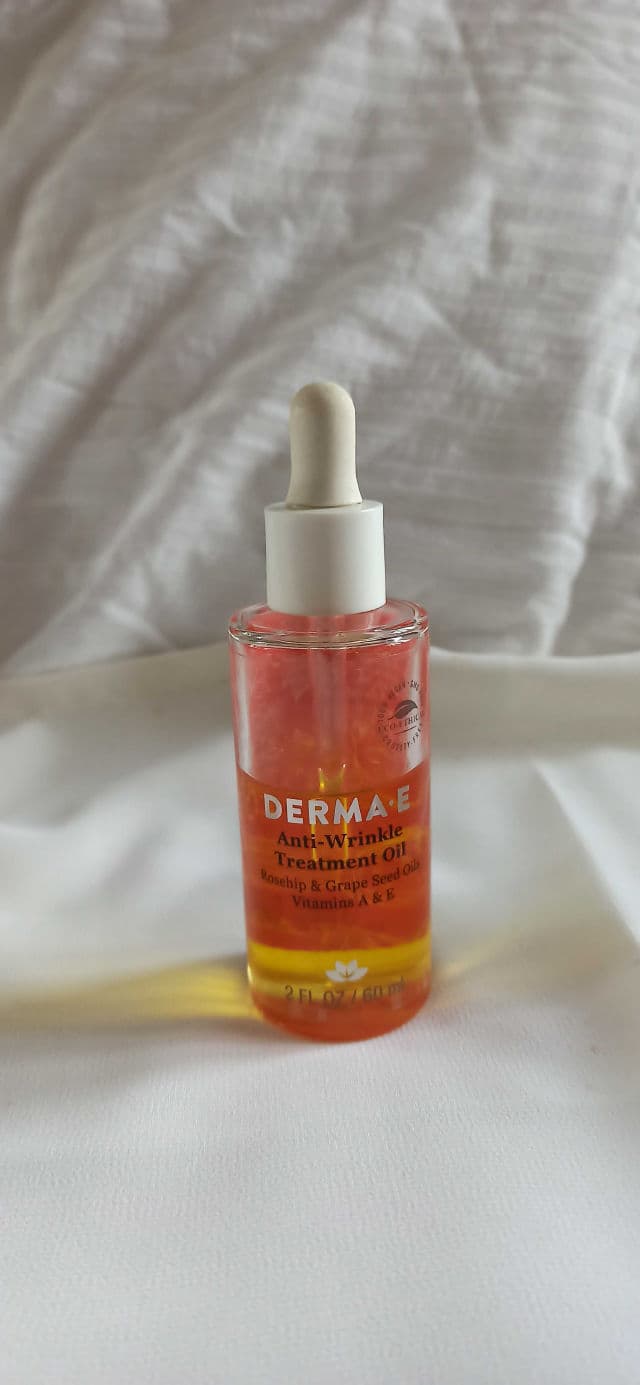 derma e Anti-Wrinkle Treatment Oil review photo by Cupfulofselfcare