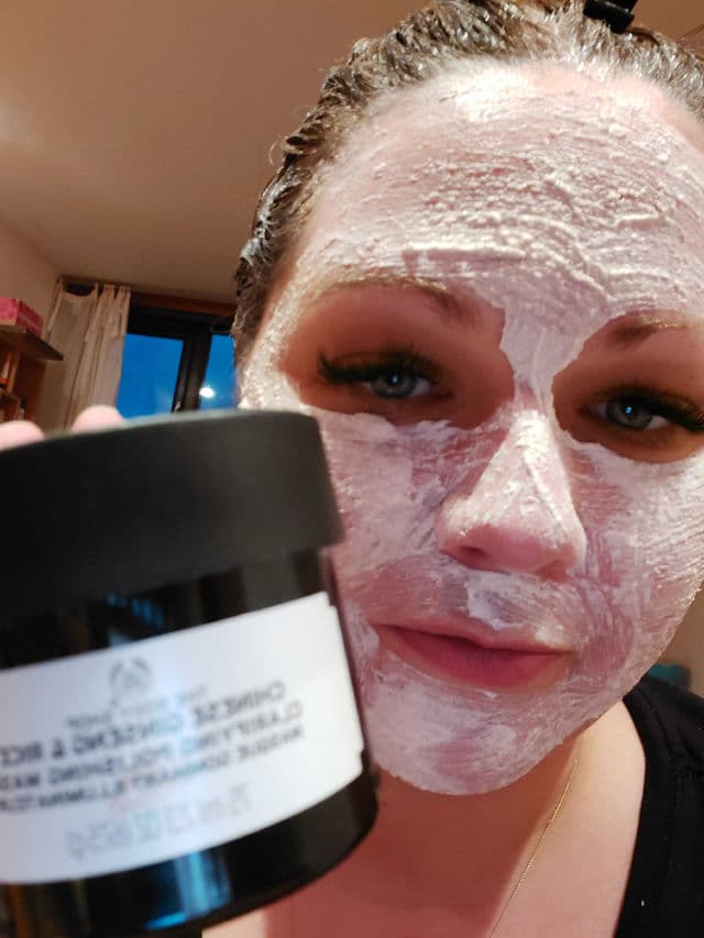The Body Shop Chinese Ginseng & Rice Clarifying Polishing Mask review photo by Rebekka10