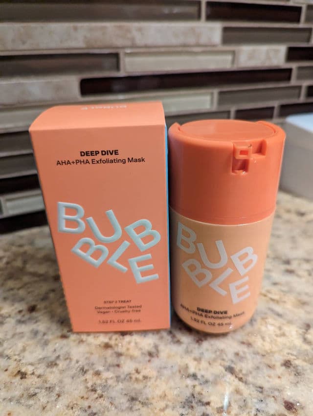 Bubble Deep Dive AHA + PHA Exfoliating Mask review photo by SandraG