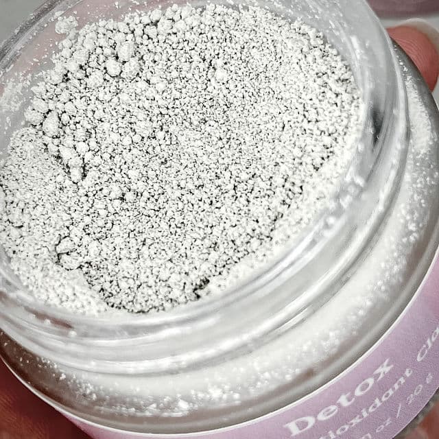 Three Ships Detox Green Tea Antioxidant Clay Mask review photo by ShannonLeigh