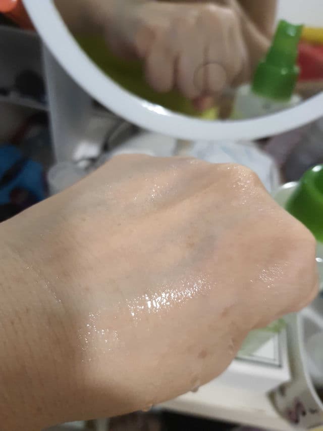 NATURE REPUBLIC Soothing & Moisture Aloe Vera 92% Soothing Gel Mist review photo by ChristieX