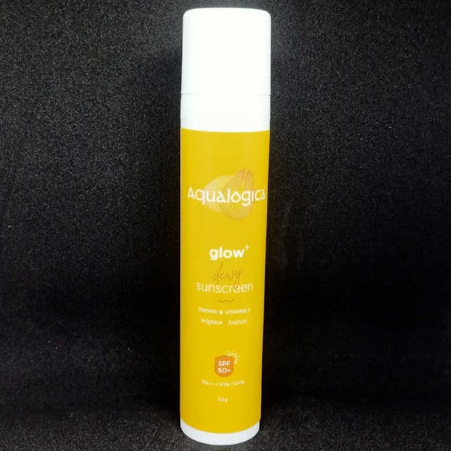 Aqualogica Glow+ Dewy Sunscreen with SPF 50 PA+++ review photo by Zoebird