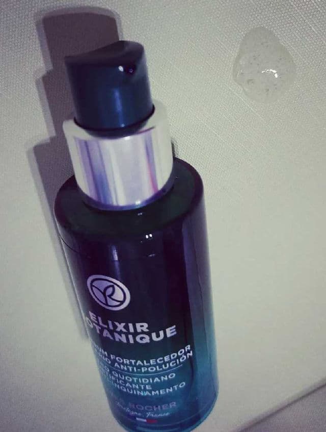 YVES ROCHER Elixir Botanique Fortifying Anti-Pollution Daily Serum review photo by Ilmondodiely