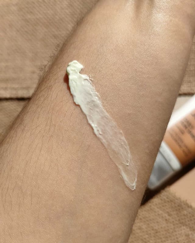 Revox Just Daily Sun Shield SPF 50+ review photo by maikeup