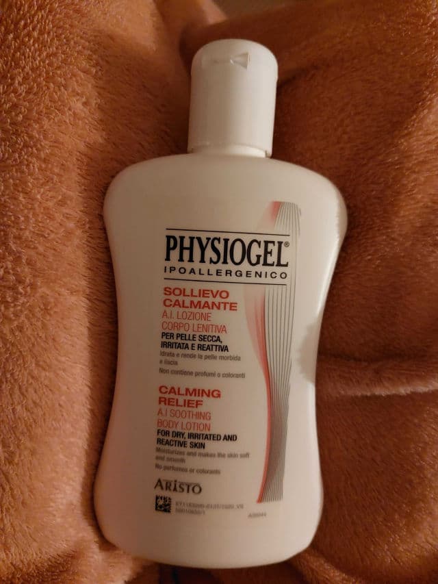 Physiogel Hypoallergenic Calming Relief A.I. Body Lotion review photo by Oolivia