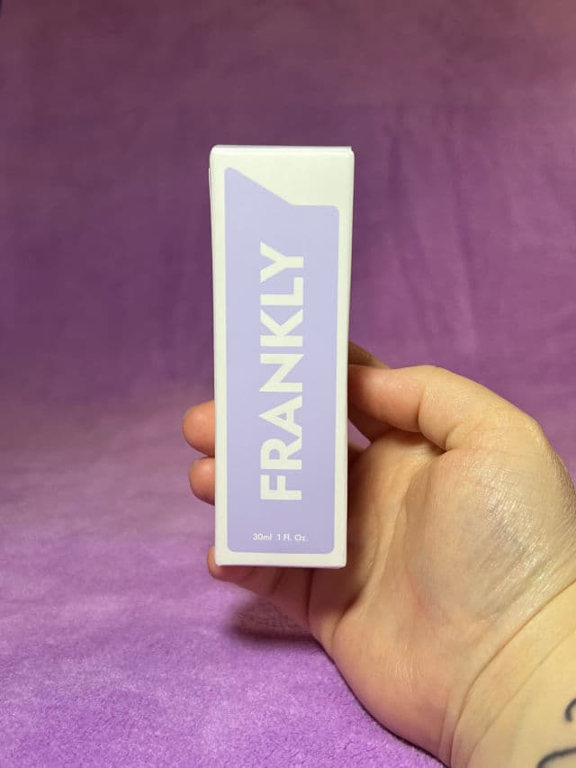 Frankly Closer Pore Reducing Serum review photo by MeaningInMakeup