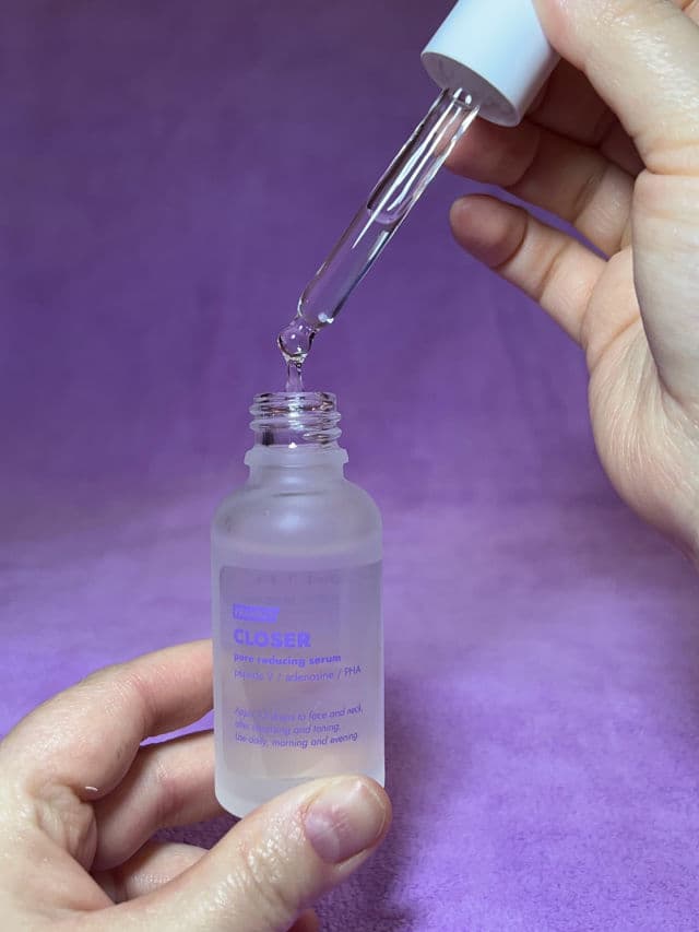 Frankly Closer Pore Reducing Serum review photo by MeaningInMakeup