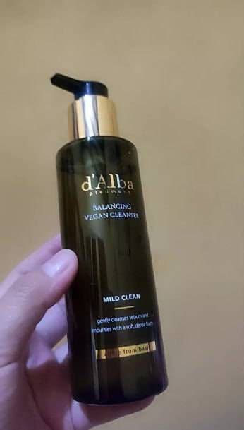 D' Alba Piedmont Peptide No Sebum Mild Gel Cleanser review photo by merrylie