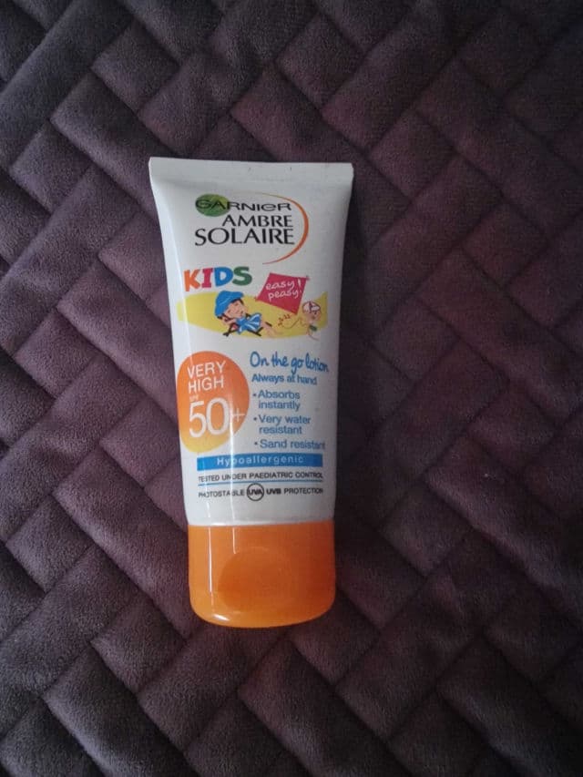 Garnier Ambre Solaire Kids Sensitive Sun Cream SPF50+ review photo by IceE81