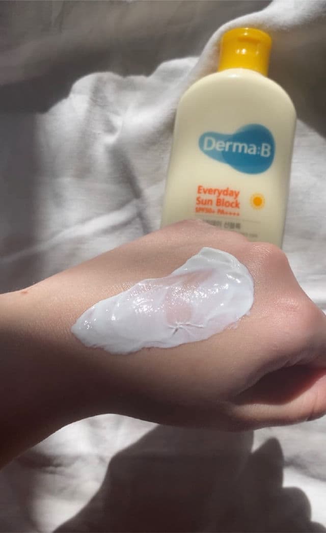 Derma B Everyday Sun Block SPF50+ PA++++ review photo by skinsupportco