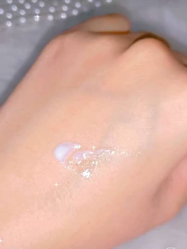 Skintific 360° Crystal Massager Lifting Eye Cream review photo by nrsollehan