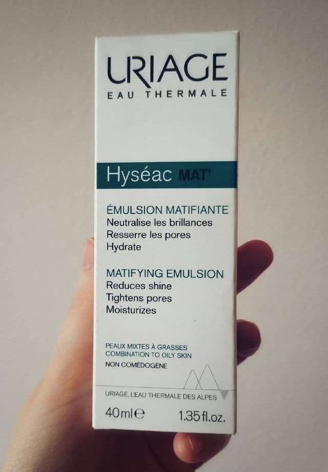 Uriage Hyseac Mat' Matifying Emulsion review photo by PickyMickys