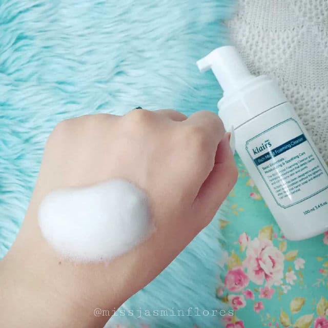 Dear, Klairs Rich Moist Foaming Cleanser review photo by MissJazzy