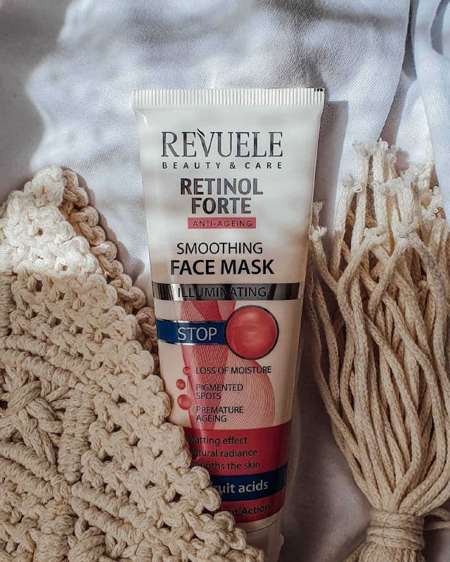 Revuele Retinol Forte Smoothing Face Mask review photo by SiAnastasia