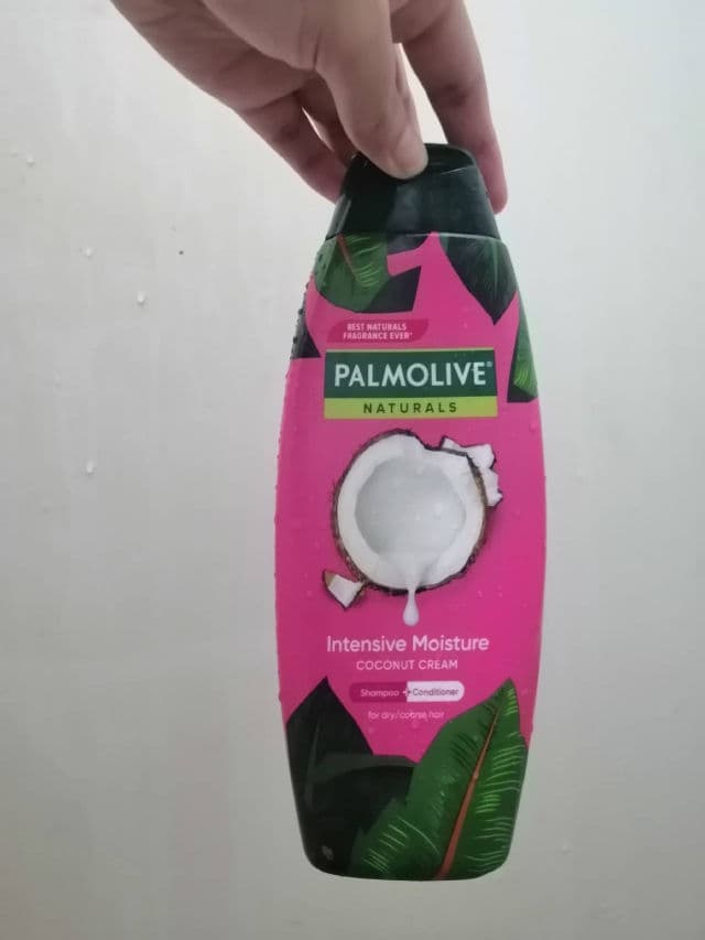 Palmolive Wellness Revive Shower Gel with Macadamia Extract & Essential Oils review photo by Pickyiana