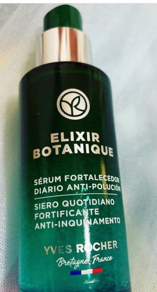 YVES ROCHER Elixir Botanique Fortifying Anti-Pollution Daily Serum review photo by Katiasca