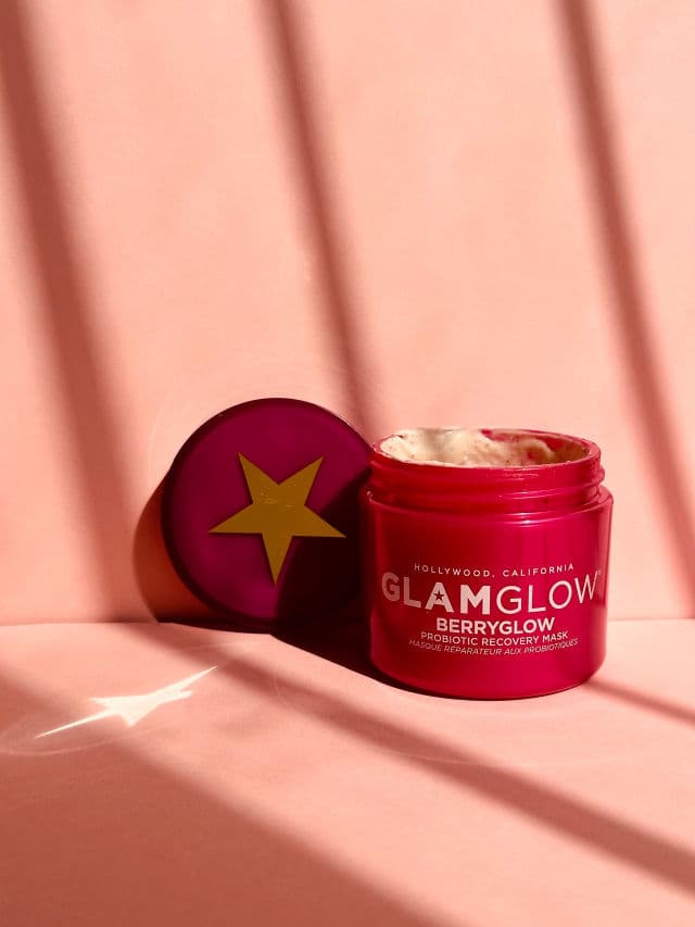 GlamGlow Berry Glow Probiotic Recovery Face Mask review photo by ugcwitheva