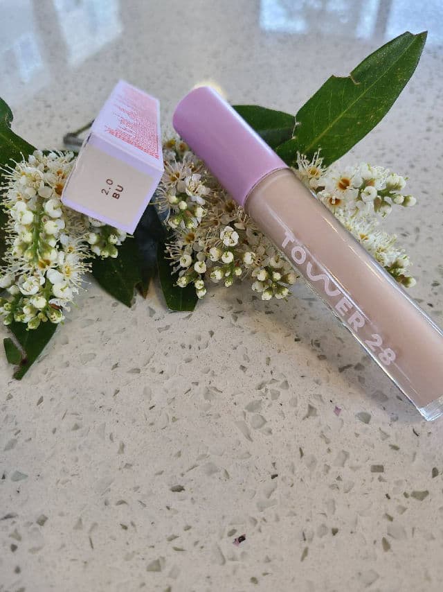 Tower 28 Beauty Swipe Hydrating Serum Concealer review photo by AnnaSassin