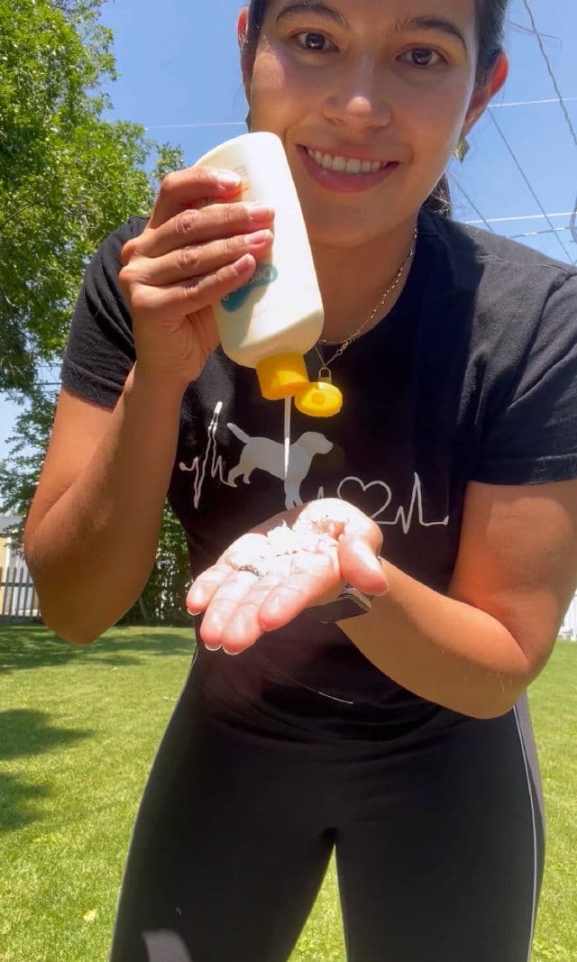 Derma B Everyday Sun Block SPF50+ PA++++ review photo by Alatinaandagolden
