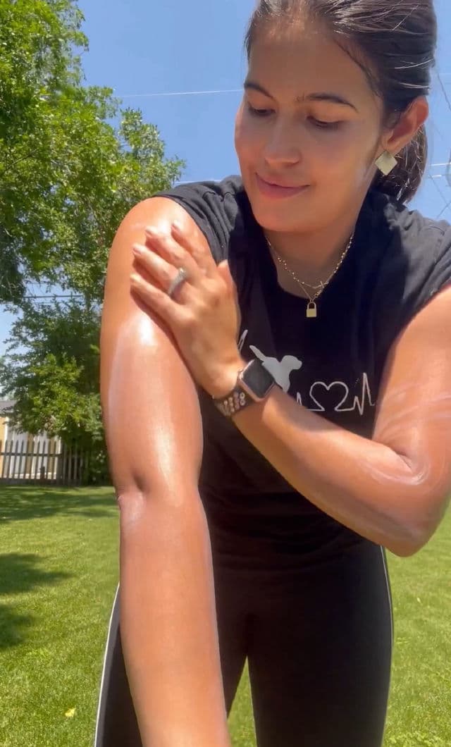 Derma B Everyday Sun Block SPF50+ PA++++ review photo by Alatinaandagolden