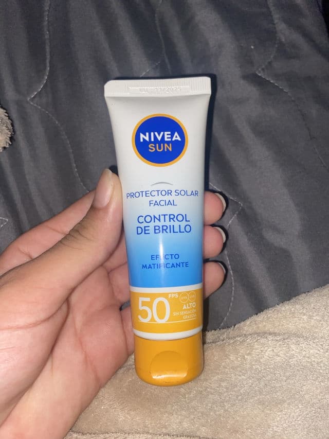 Nivea Sun UV Face Even Skin Tone BB SPF50+ review photo by Darihana