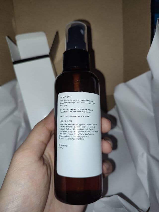 Dermorepubliq Clarifying Toner Niacinamide + Botanical Extracts review photo by Nickleanne