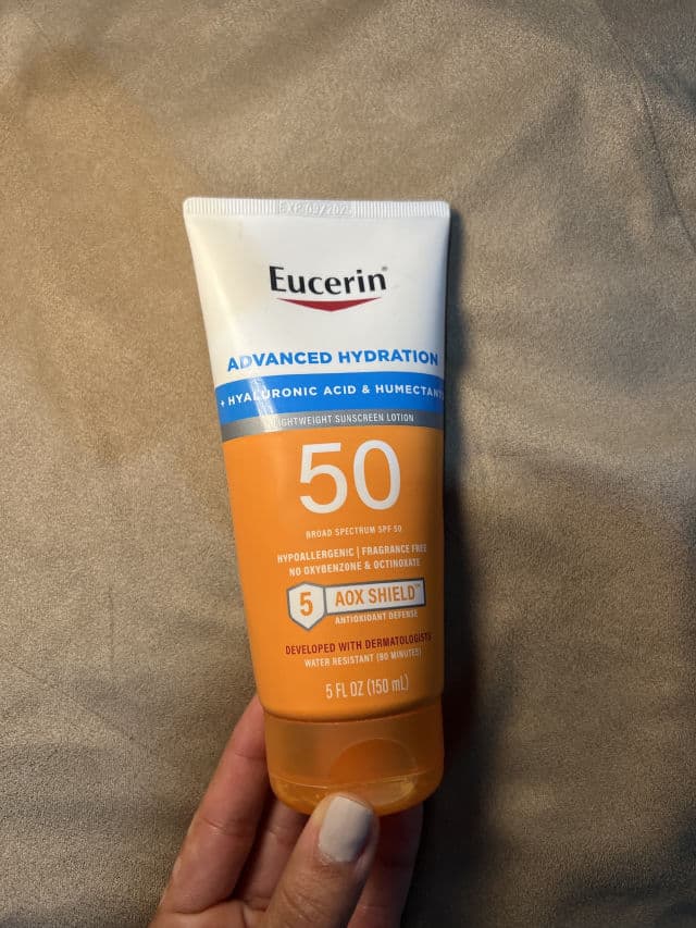 Eucerin Advanced Hydration SPF 50 review photo by amarantemm