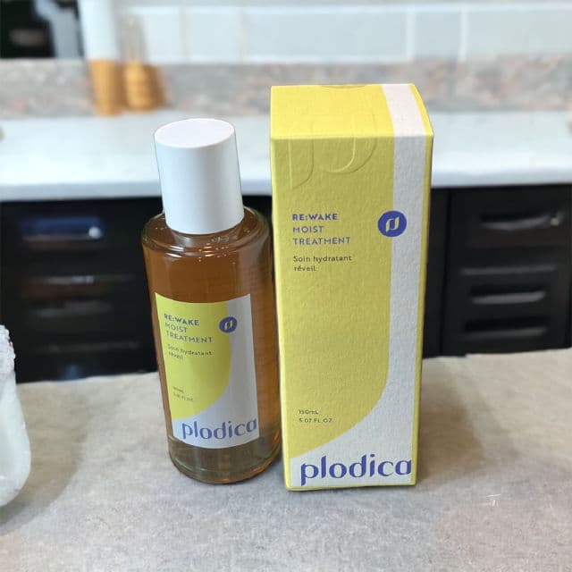 Re: Wake Moist Treatment product review