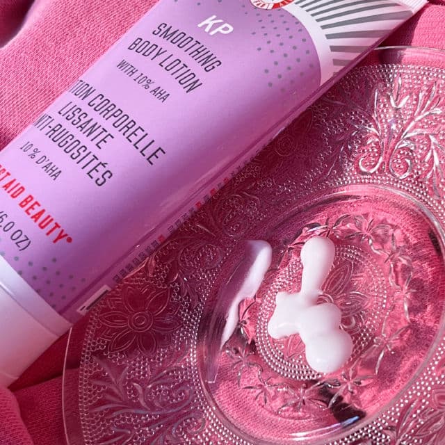 First Aid Beauty KP Smoothing Body Lotion with 10% AHA review photo by mmskin