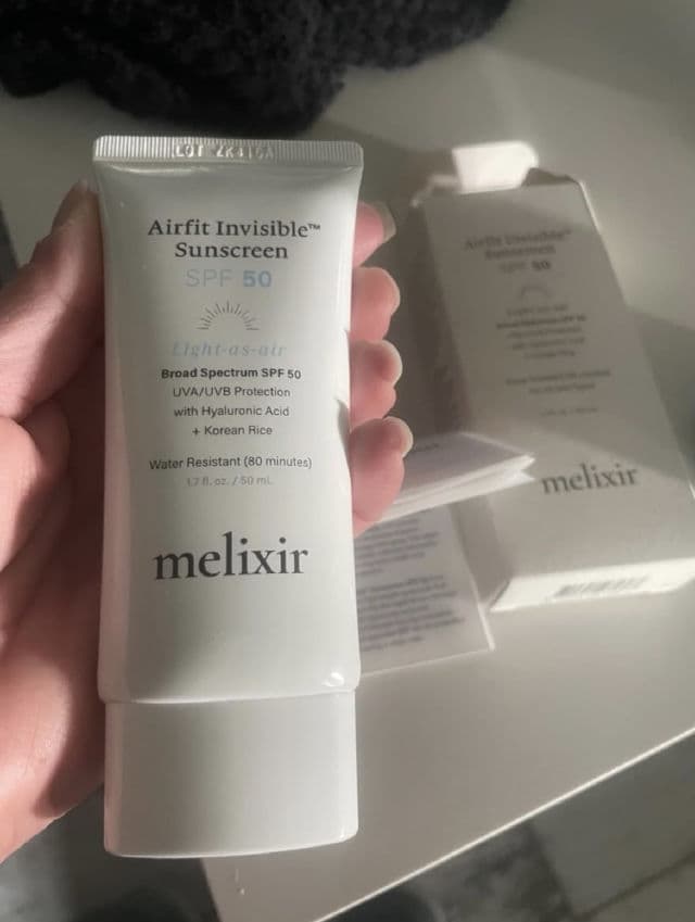 Melixir Airfit Invisible Sunscreen SPF50+ PA++++ review photo by canlellin