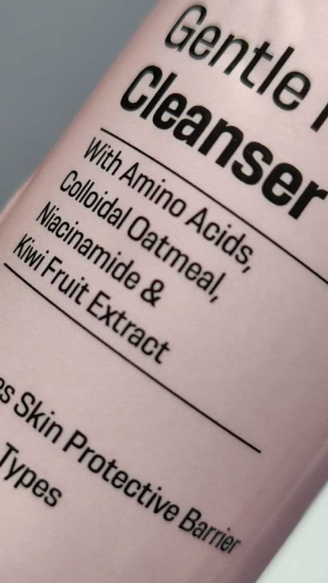 Elinorr Beauty Gentle Face Cleanser review photo by skincadenza