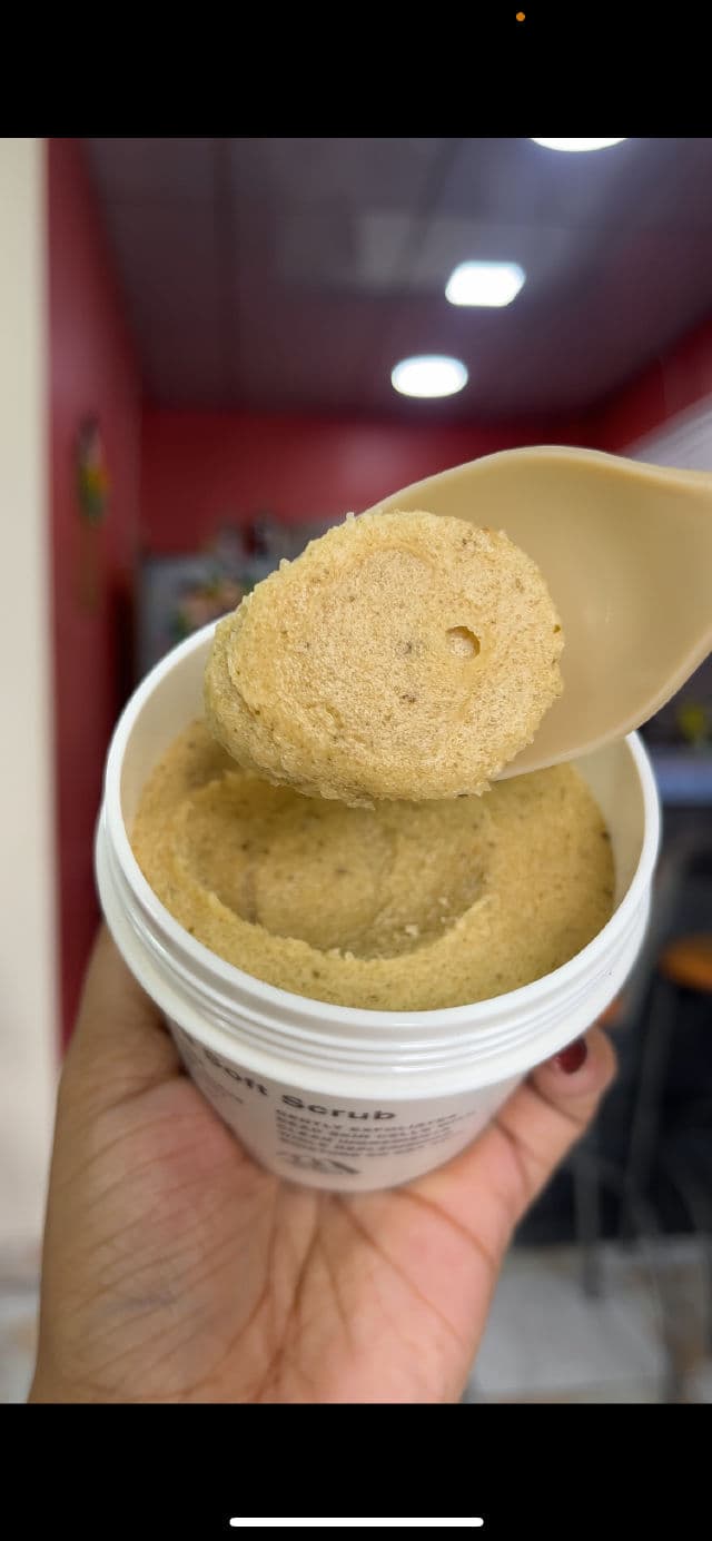 EGATTOC Basil & Green Tea Soft Scrub - Herbaceous review photo by Romibravo
