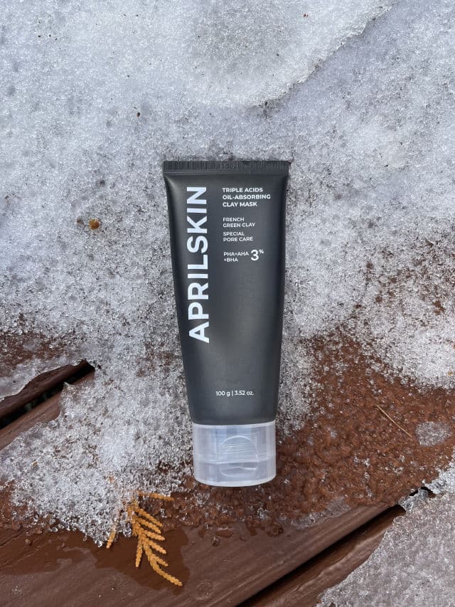 APRIL SKIN Triple Acids Oil Absorbing Clay Mask review photo by ReeneeReviews