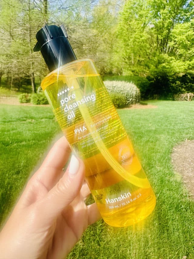 HANSKIN Pore Cleansing Oil PHA review photo by Shuan