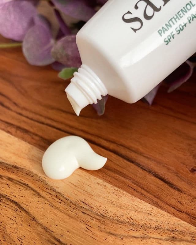 Pestlo Safe Recipe Sun Essence SPF50+ PA++++ review photo by Glowyforever