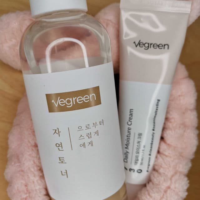 VEGREEN Alcohol-free Nature Mucin Toner review photo by Lauriji20