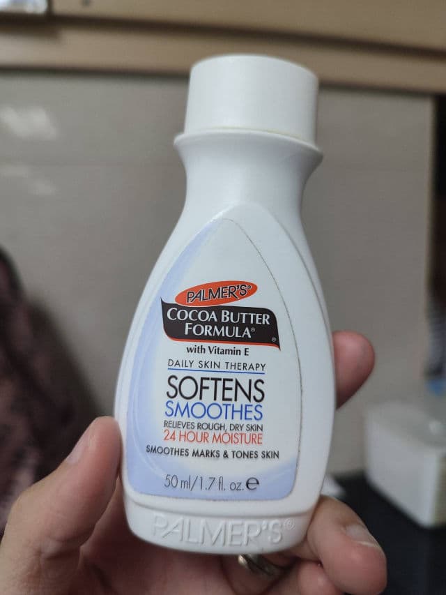 Palmer's Cocoa Butter Formula Massage Lotion for Stretch Marks review photo by kim16